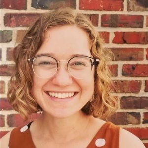 Meet your Posher, Abigail